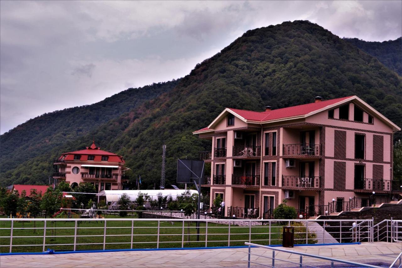 Bergs Otel And Restaurant Kah Dış mekan fotoğraf